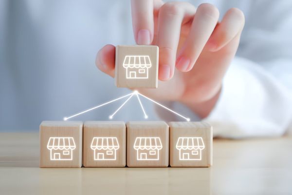 Why Every Restaurant Chain Is Reinventing Its Business Model in 2026
